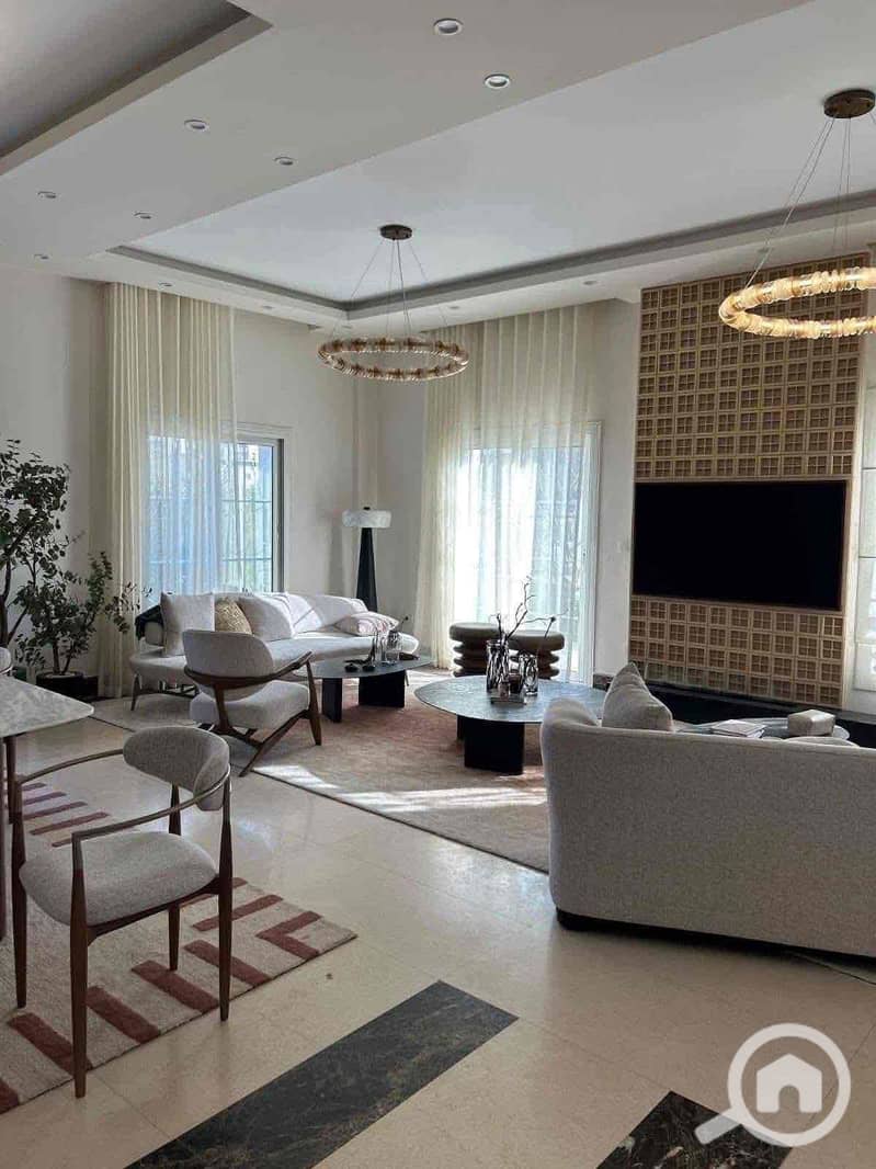 3 c535e1c4-8297-4af8-a65a-27c8a3f37310. jpg