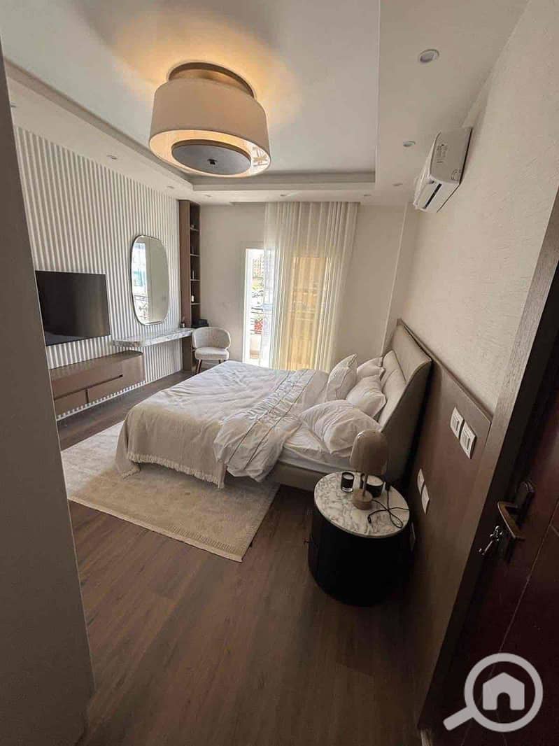 9 905f0879-0402-4abd-920d-eadff43361b0. jpg