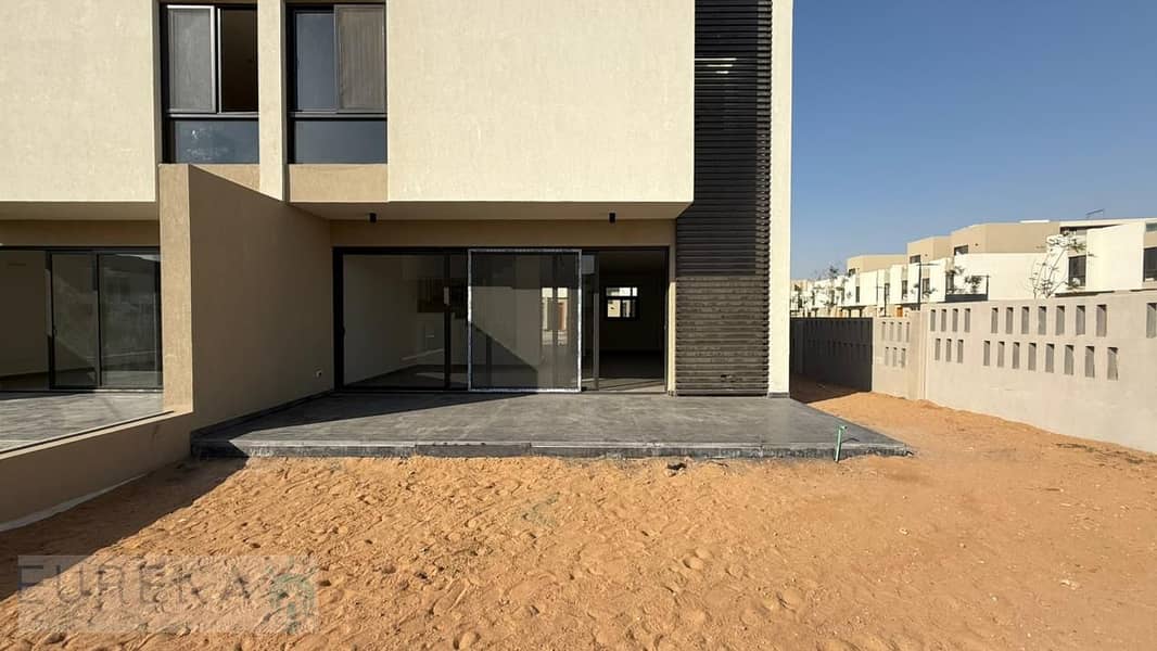 8 bc2a5ca9-2359-4e5e-ae24-d59d328736e4. jpg