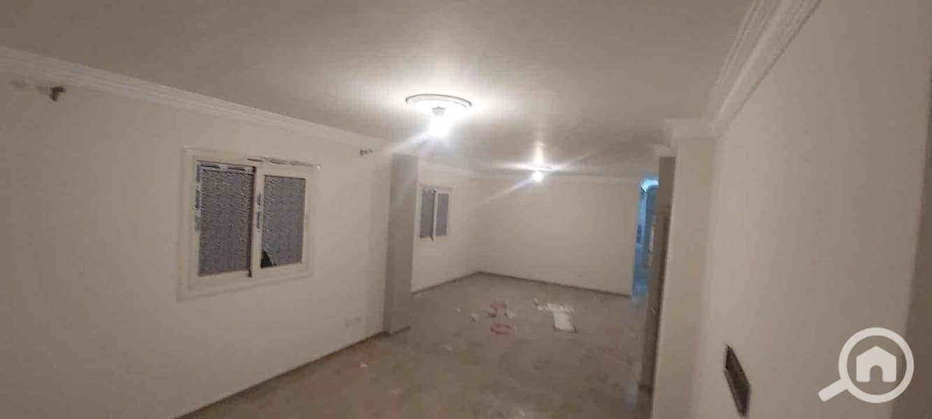 4 581b85b8-e054-458b-a8eb-69b77e401718. jpg