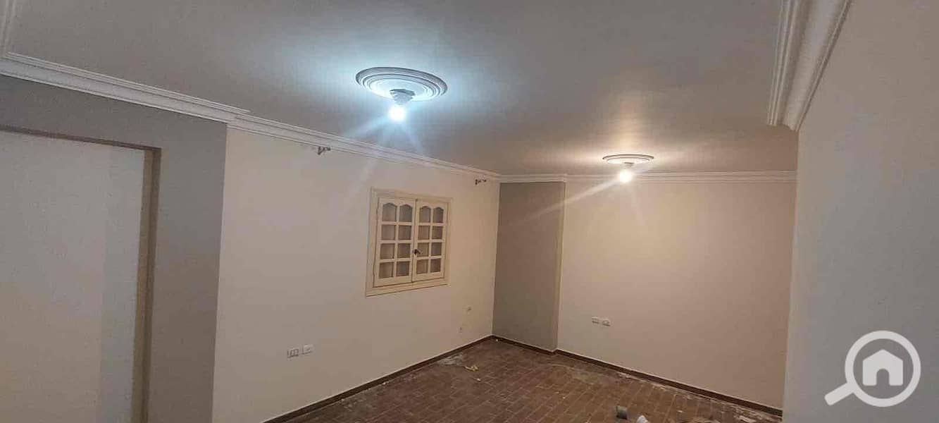 7 d11f035e-f171-45ad-87f4-855320572e80. jpg