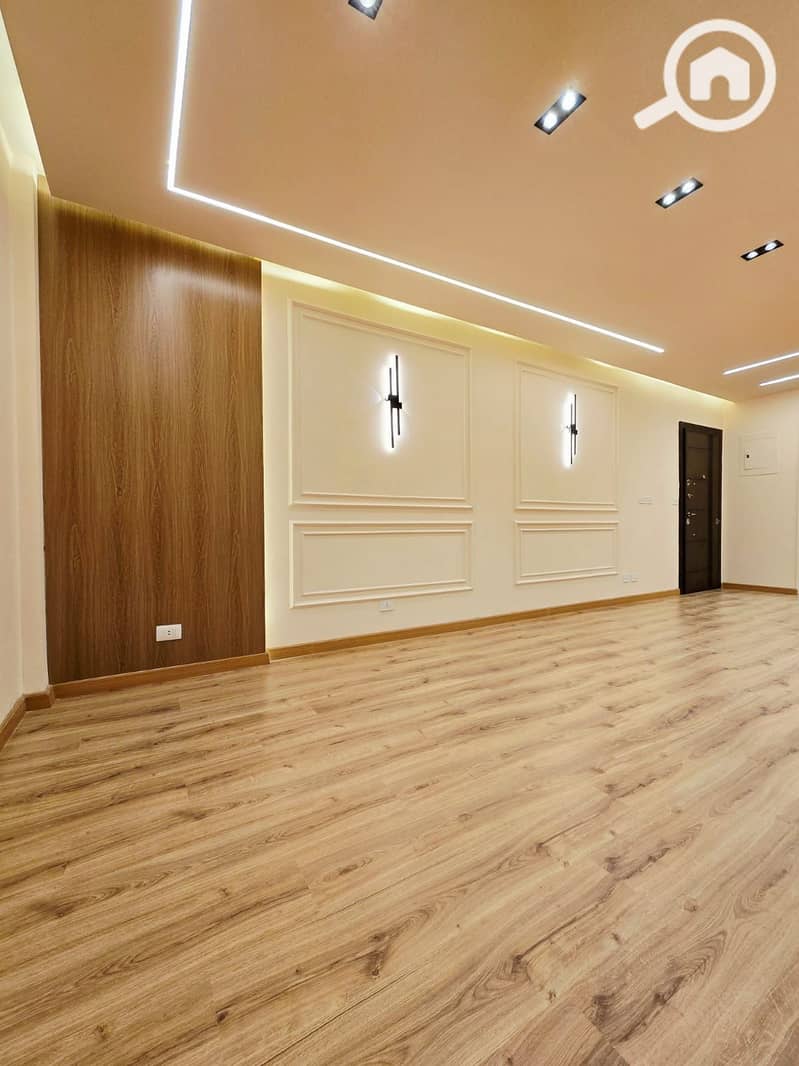 3 WhatsApp Image 2025-12-09 at 14.12. 04_0837803c. jpg