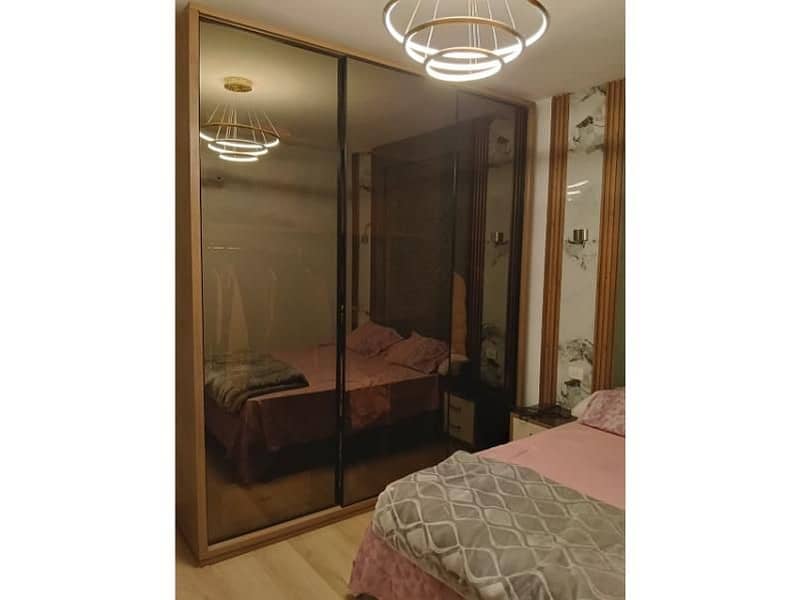 4 403f199d-9a6d-4327-ad1a-478f283f0db1. jpg