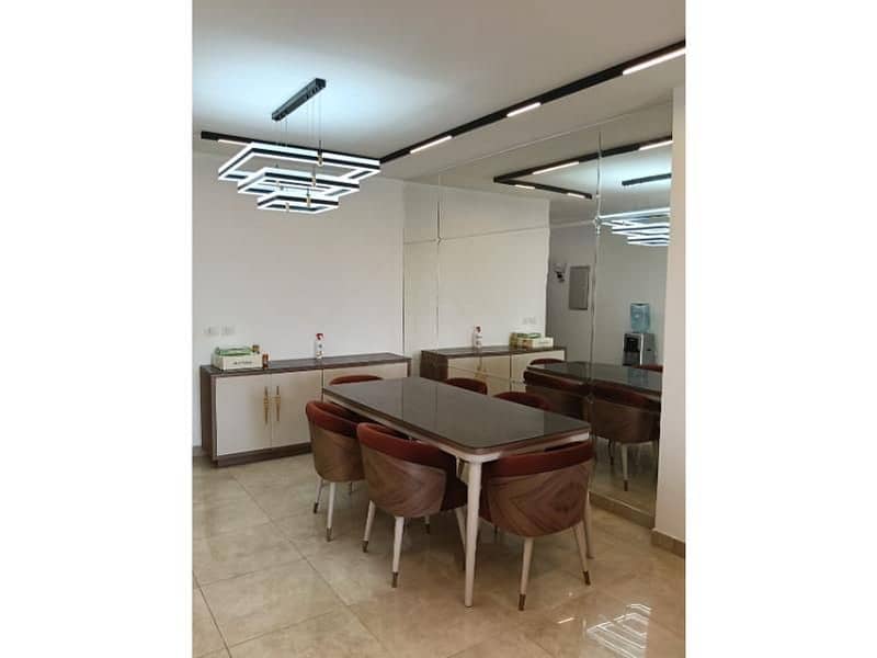 9 6502bf3f-b9fb-4e15-a024-3cf2282233df. jpg