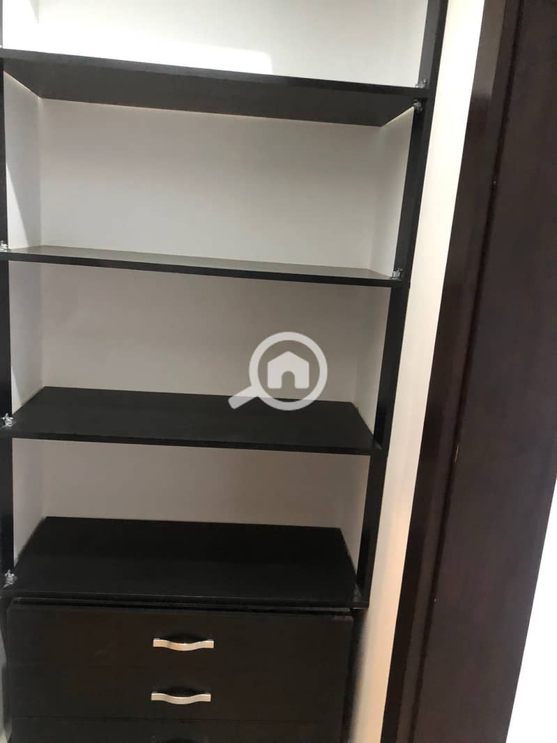 4 31d83ed1-3e53-4527-9525-3194460f1284. jpg