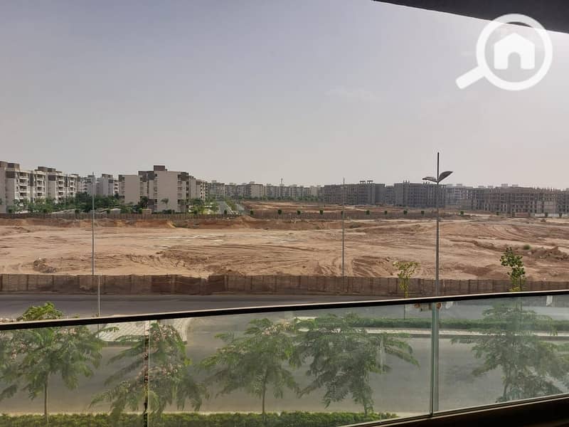 2 4e5a74a5-dd7a-4e0c-a71f-0d6270c0007f. jpg