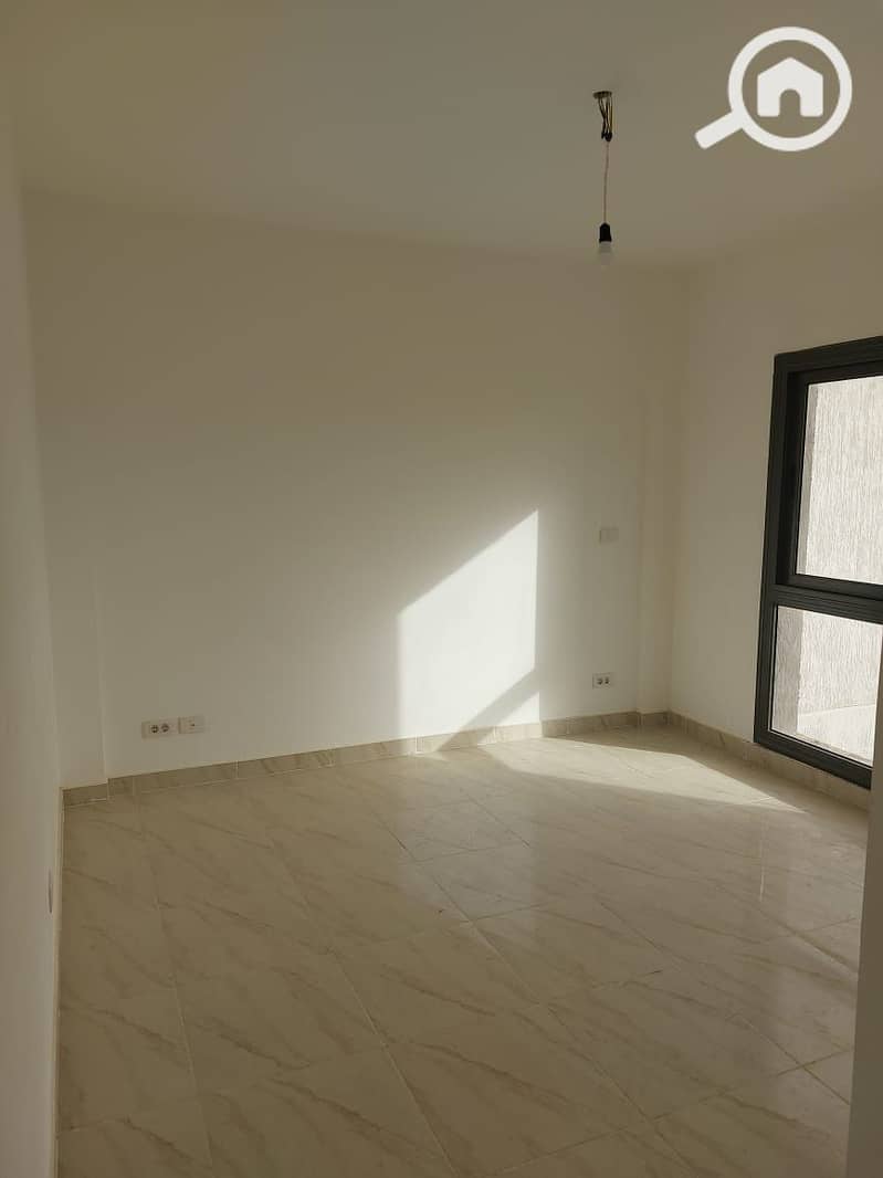 7 89cec00f-2676-442f-b326-2759dec07962. jpg