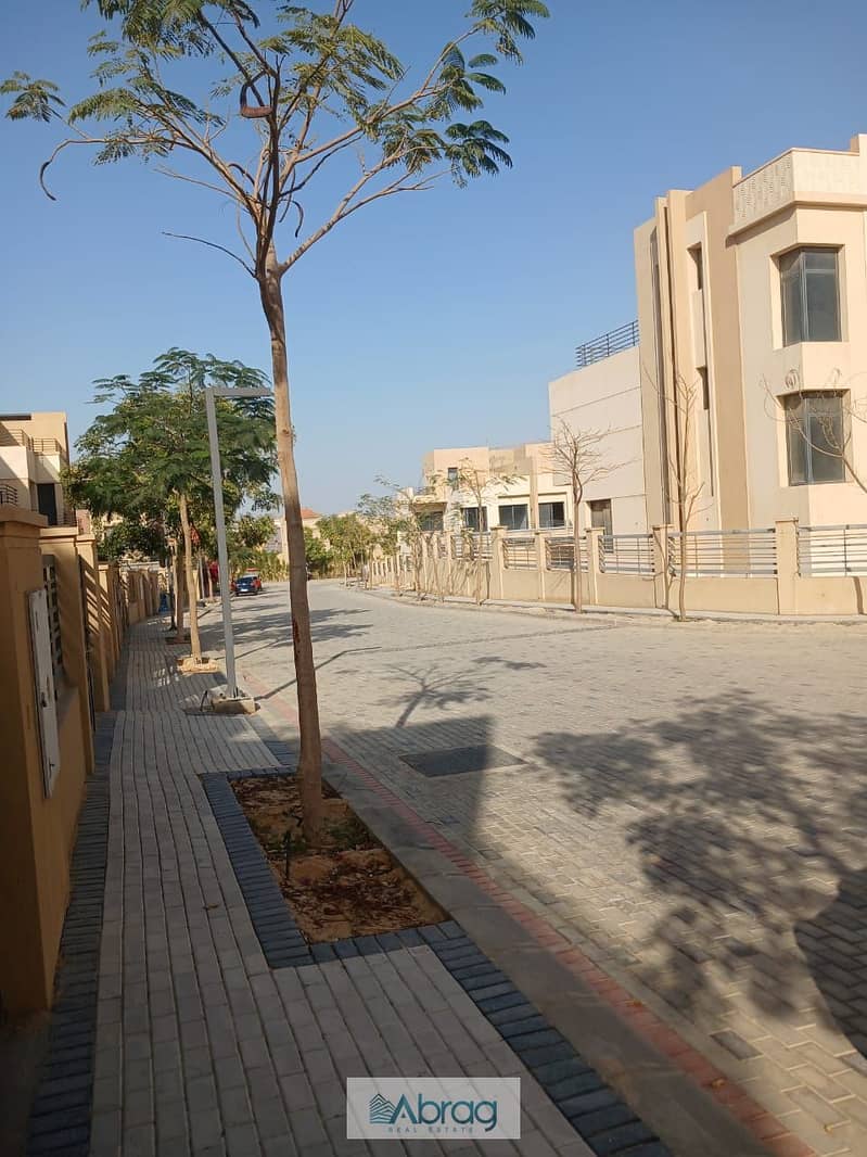 10 d84b2625-8226-4ac4-a8e7-106406688c34. jpeg