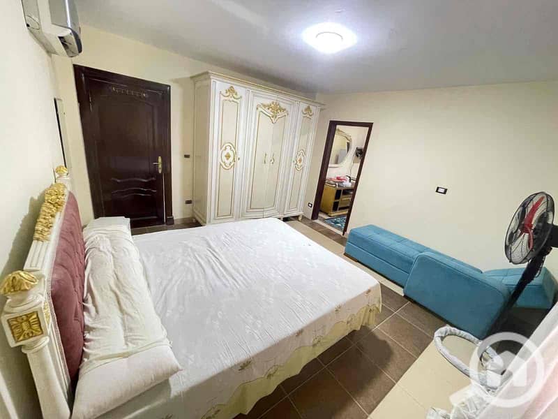 4 f8fbb722-2359-4bf3-a174-447c8108fca5. jpg