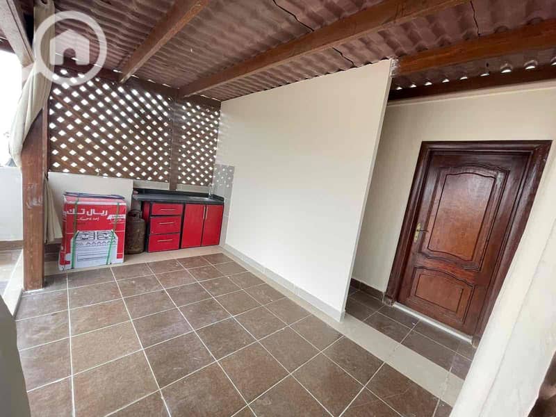 8 65257621-781a-41e4-a443-3989572b60d3. jpg