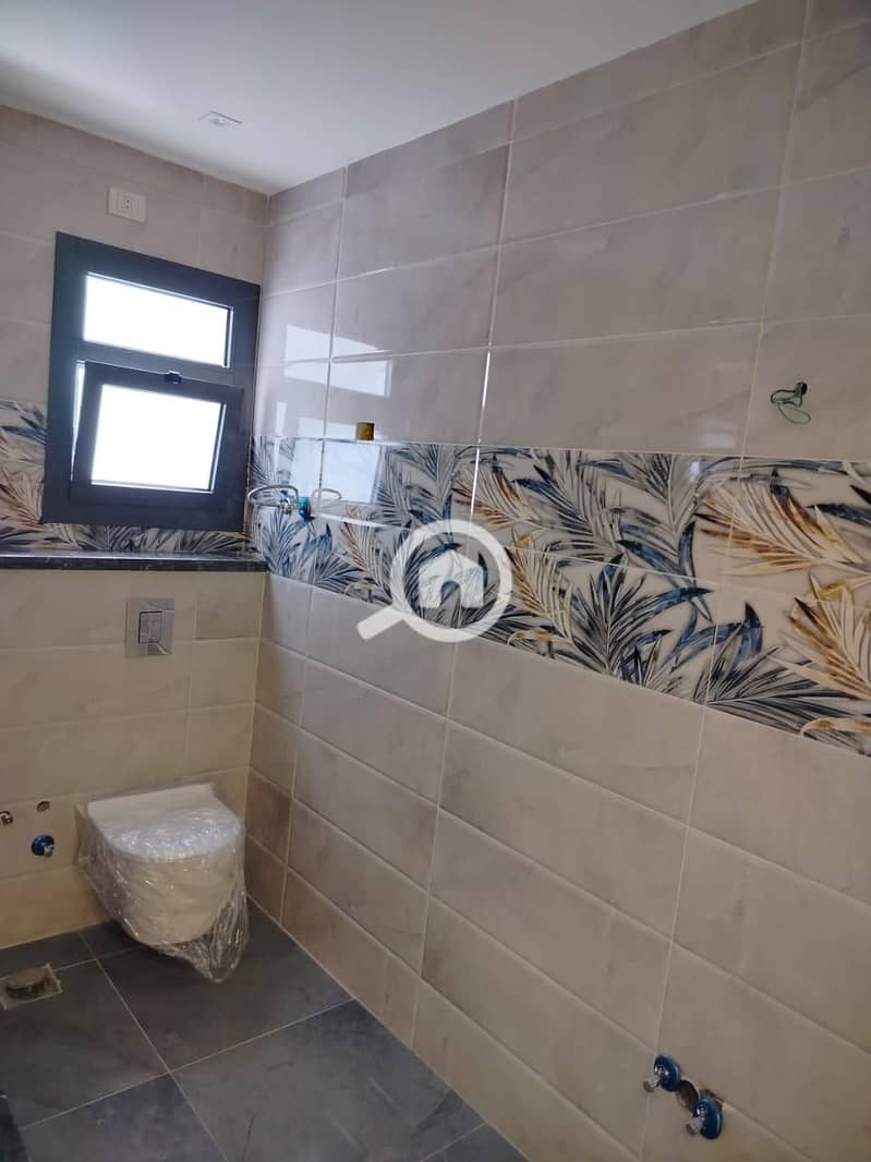 5 IMG-20250812-WA0072. jpg