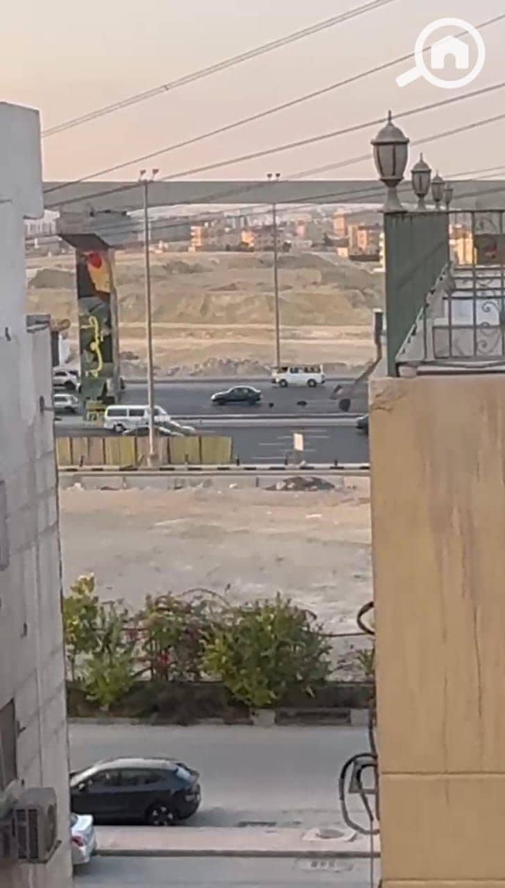 3 5f6569b1-bb8a-4e1e-97d0-1ff0acf45953. jpg