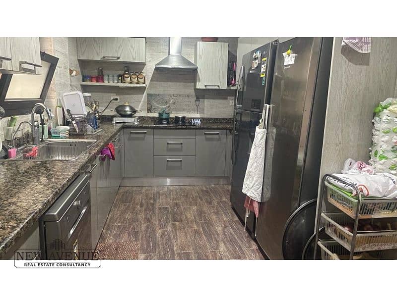 10 d93d23be-5def-4246-bdf5-8404ac3b93b0. jfif. jpg