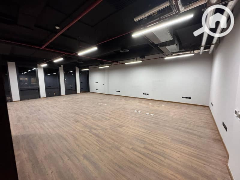 5 WhatsApp Image 2025-12-09 at 1.52. 09 PM (1). jpeg