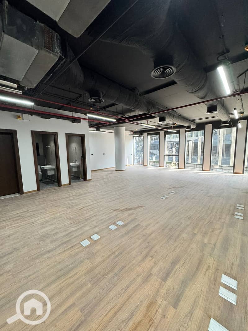 8 WhatsApp Image 2025-12-09 at 1.52. 08 PM (1). jpeg