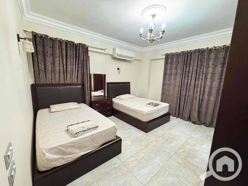 5 a5499ea1-02b8-461c-8566-8ba52a3f42e6. jpg