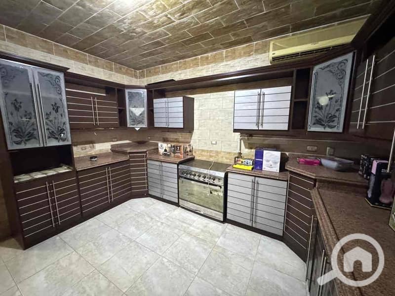 7 3122e98e-2db2-4585-aa23-4cd821ae92c9. jpg