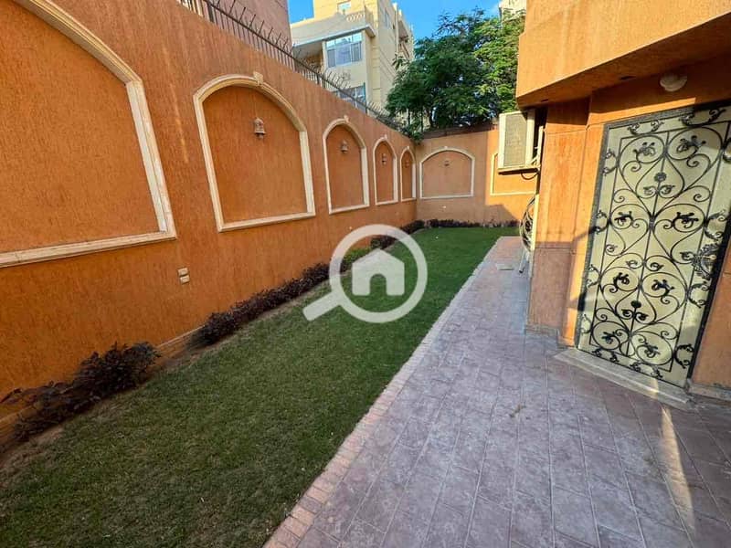 10 e1875d66-178b-4f64-bac1-a8415536bd53. jpg