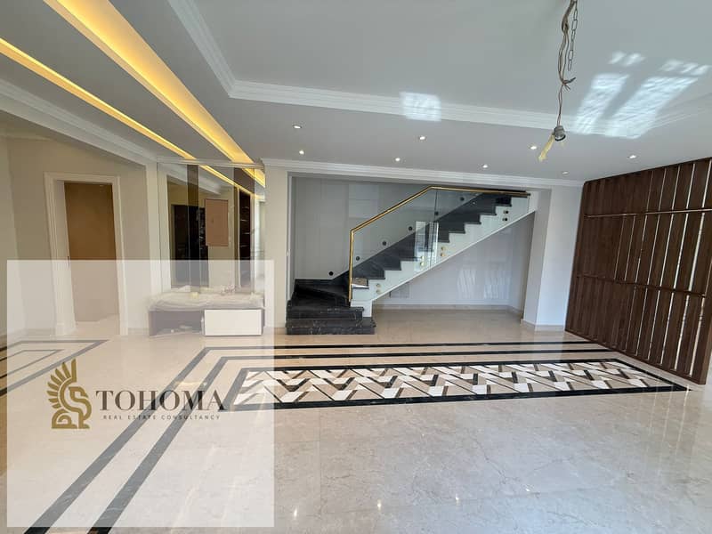 2 5d8deca9-ff18-4bbb-925f-f051c3c1b18b. jpg