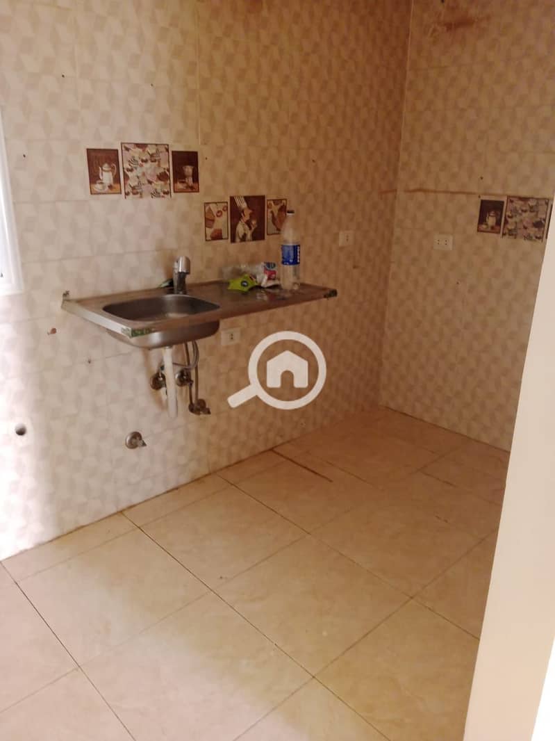 5 81ee3d07-f3cc-4fe5-91b8-374fb27513d3. jpg