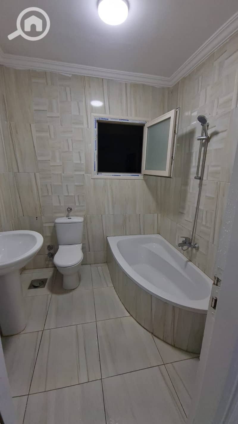 7 6b59cfdc-d533-4e8c-86b7-4fceac071301. jpg