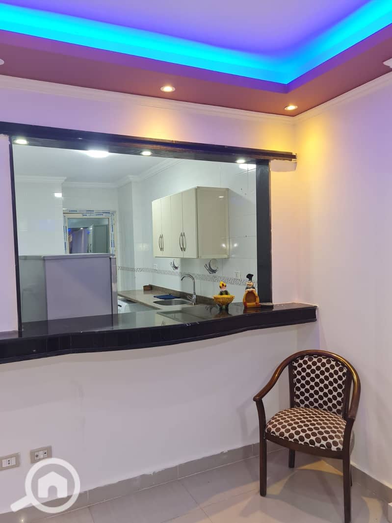 8 aefdb49f-7a8c-487b-8a6b-35fa240295e8. jpg