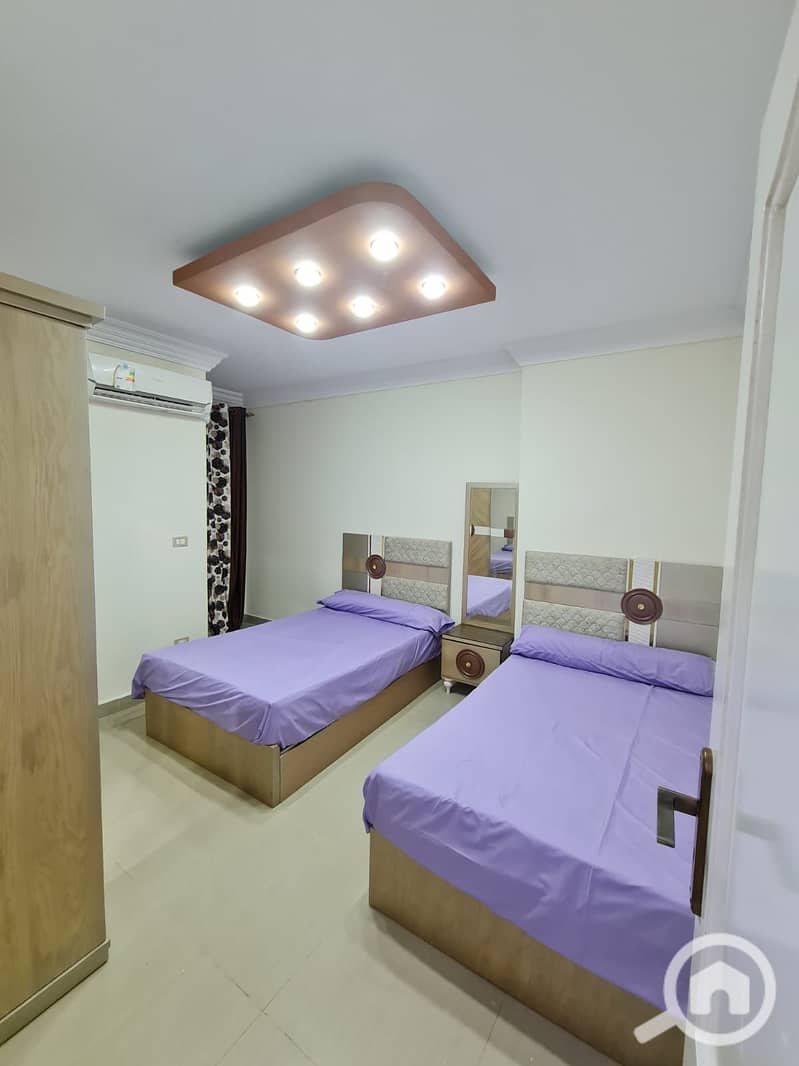 9 f5748319-821d-46d0-9fbe-9911b2abe999. jpg