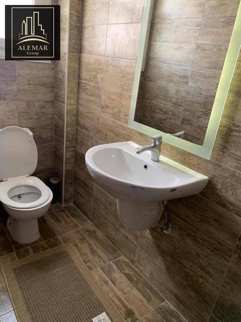 3 172b9066-c994-4c3a-a5b5-d5a39aee6c5b. jpg