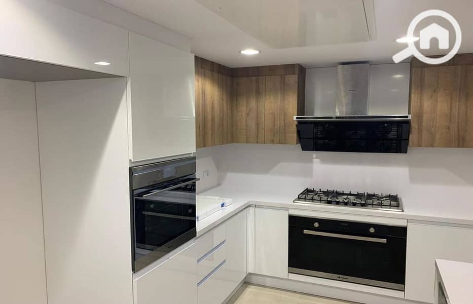 2 WhatsApp Image 2025-02-27 at 11.30. 43_69ea153e_1400x900. jpg