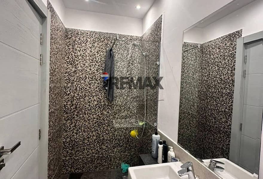 13 fc2ce8f0-a046-42b6-8912-4d78663e08ff. jpg