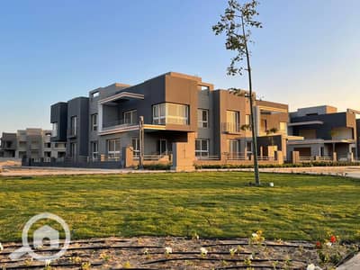 تاون هاوس 3 غرف نوم للبيع في 6 أكتوبر، الجيزة - IMG-20251209-WA0132. jpg