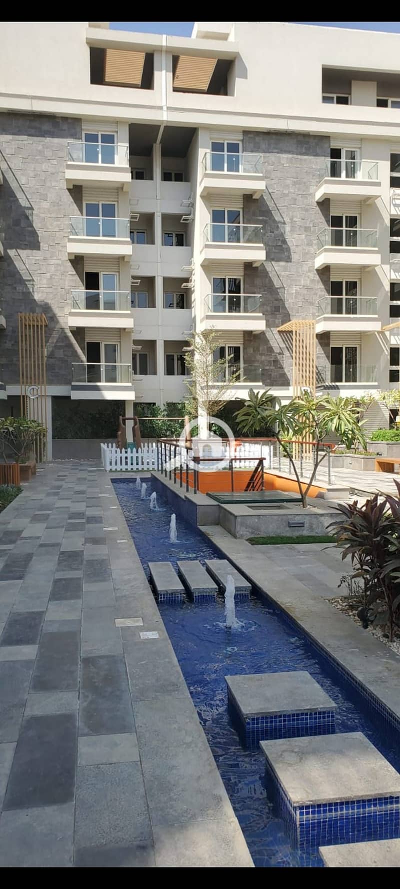 254293690_1721003261430838_8438873091316302055_n. jpg