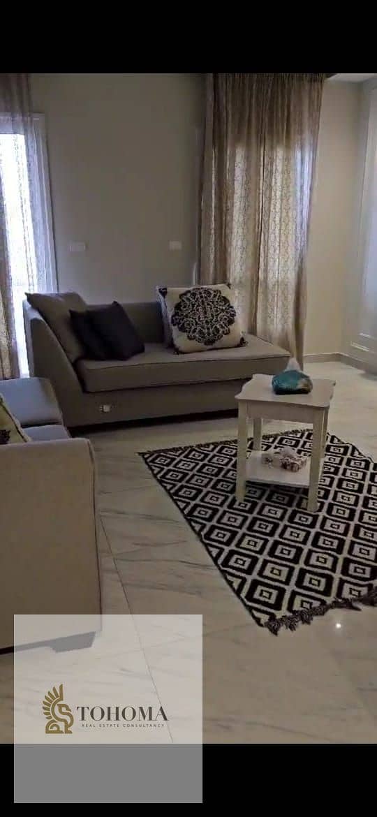 2 2e281ffd-ae90-49f1-bf67-84e7f56a1410. jpg