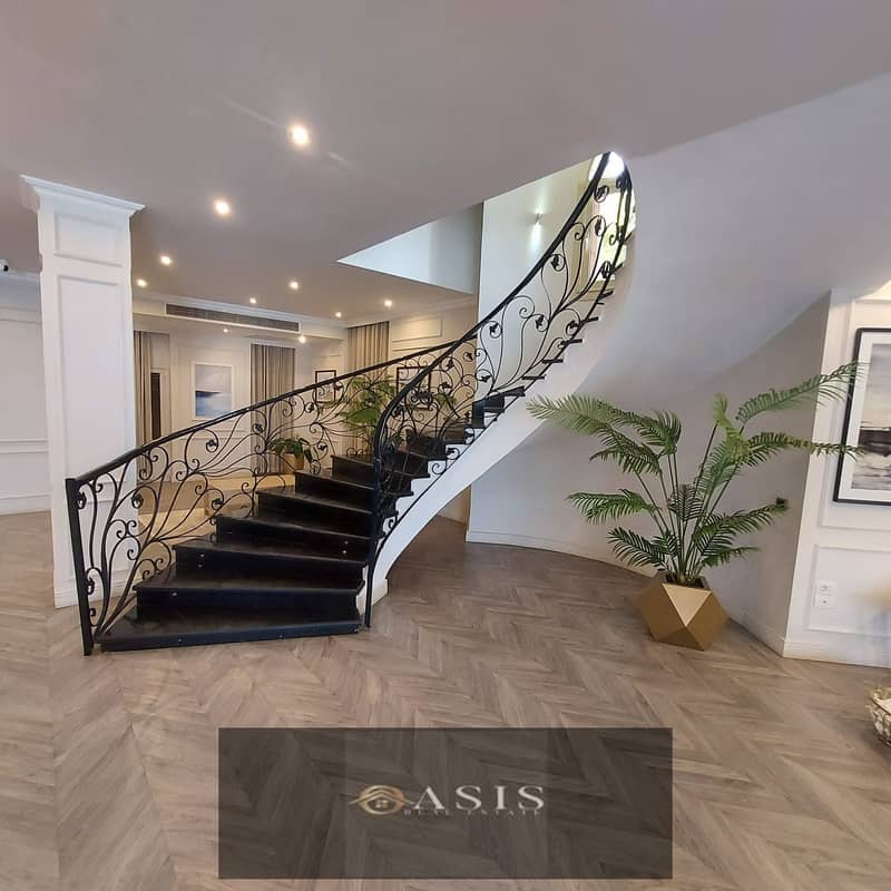 7 WhatsApp Image 2025-11-19 at 14.43. 21 (2). jpeg