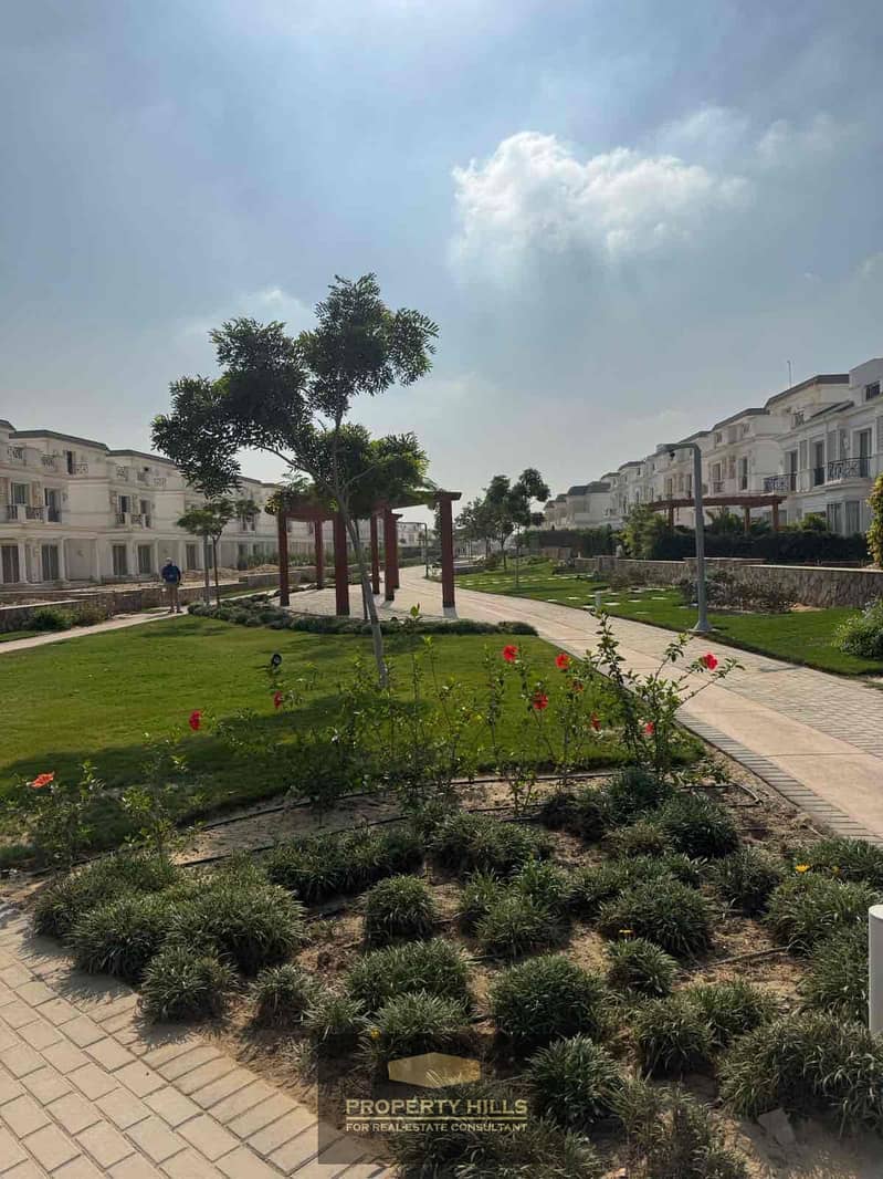 7 b193fabf-2023-4067-afd6-b38497a3909c. jpg