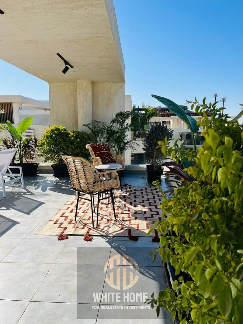 12 f6be4ca7-1edd-4b0d-803f-ec2f112ca2f5. jpeg