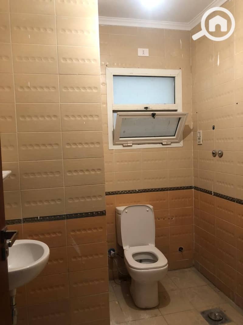 4 2476ea4a-9bc8-4aa5-b997-2f1098e245cd. jpeg