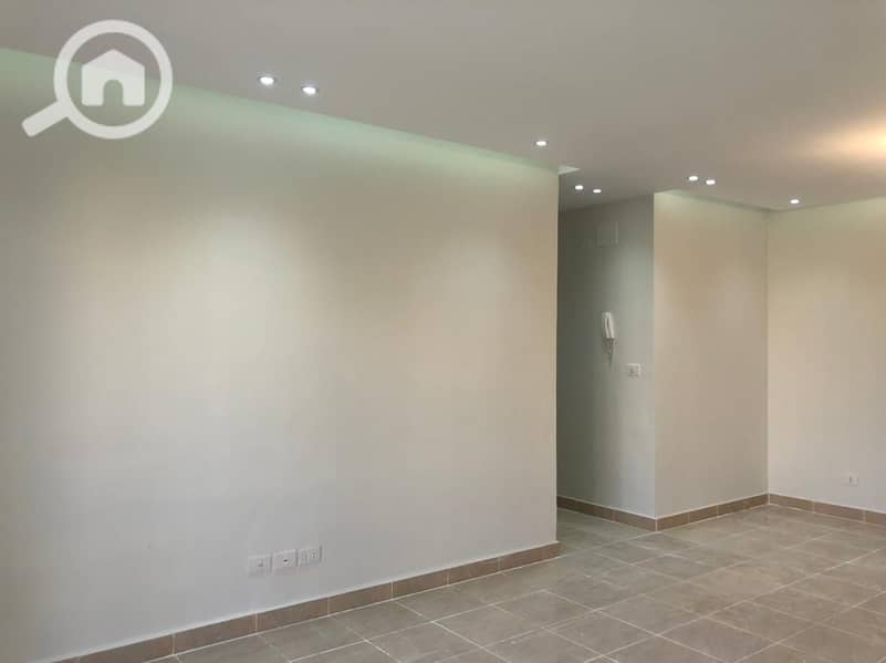 10 d0edc8c2-6c31-46cf-b2b3-b01f29efd4df. jpeg