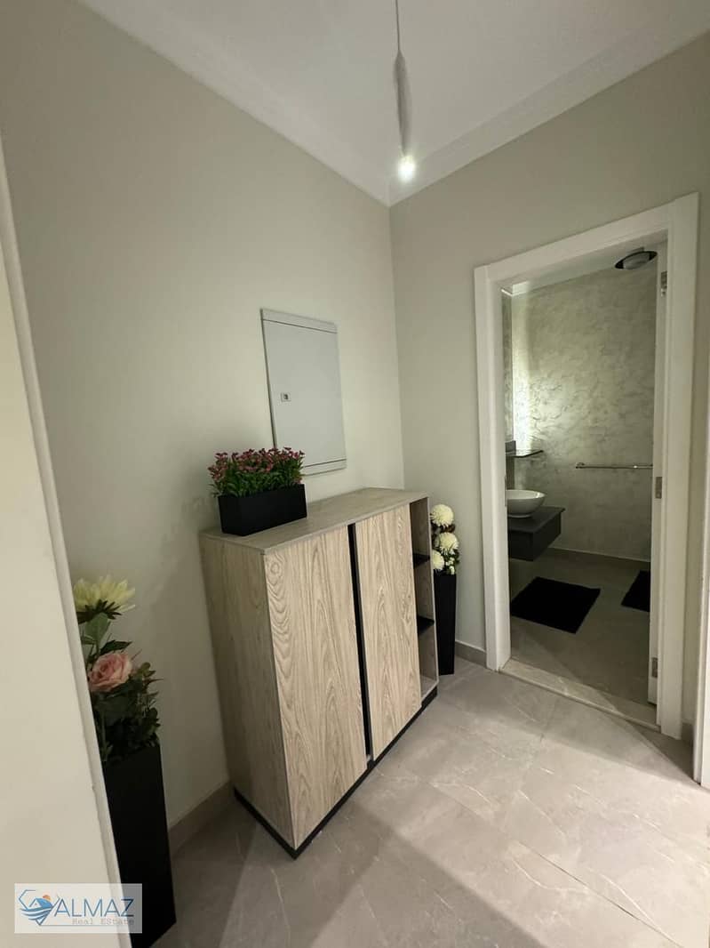 10 WhatsApp Image 2025-12-09 at 3.45. 51 PM. jpeg