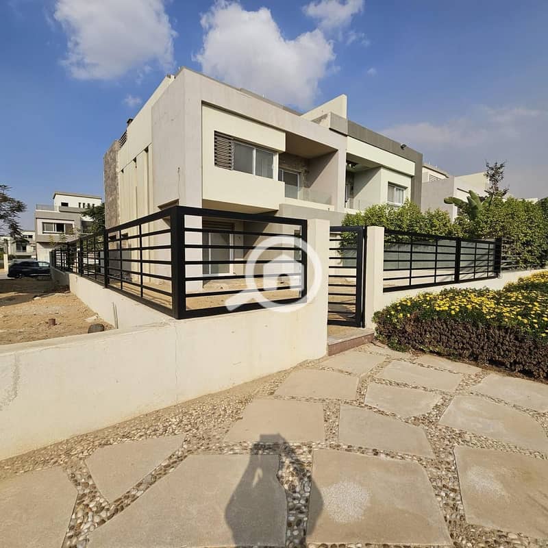 5 WhatsApp Image 2025-12-07 at 1.59. 47 PM. jpeg