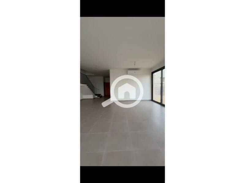 2 4e9100e6-961f-47a0-908a-c71aa3bb1117. jpg