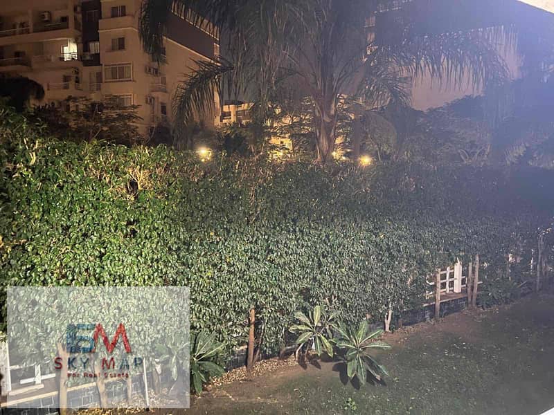 4 17319c0e-e0d5-44de-ae73-343d1db7e5e9. jpg