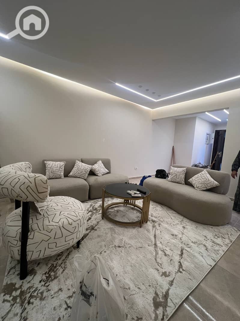 4 032167ed-3ea0-4874-8314-caa734472bf3. jpg