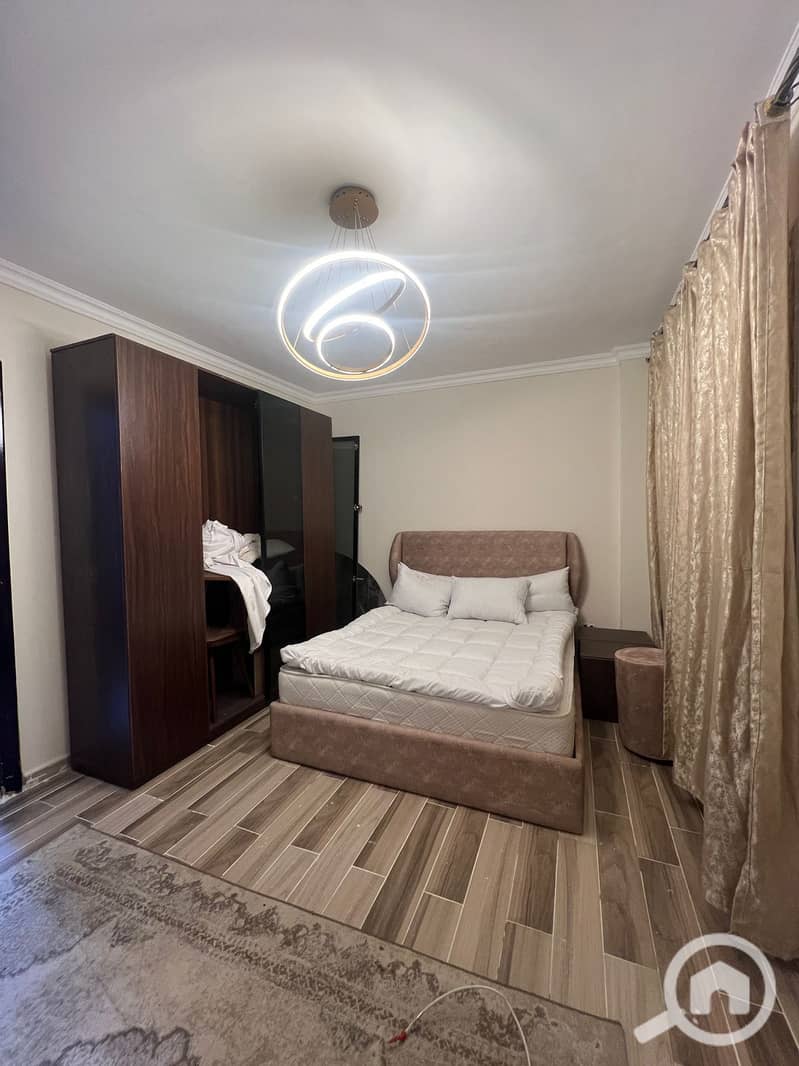 6 f7a813c6-5527-440f-b6e2-6e1ecd9766c5. jpg