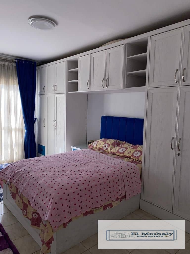 4 aa435414-b345-4ef4-b2f0-12dd16a09a6b. jpg