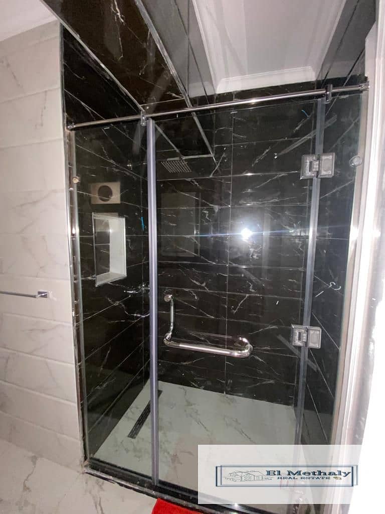 10 12d1ad8f-90ac-4ab5-bdb8-150cc9318c96. jpg