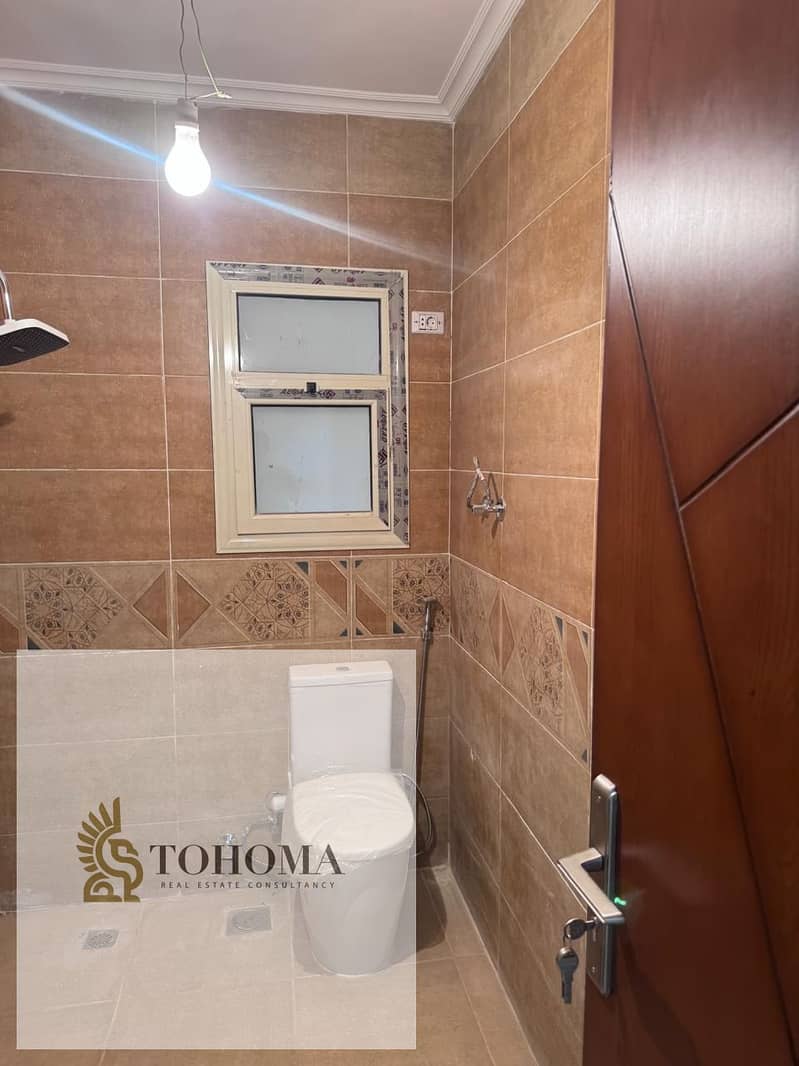 6 046ae1fa-c2e8-4e56-9a7d-c12251c28a90. jpg