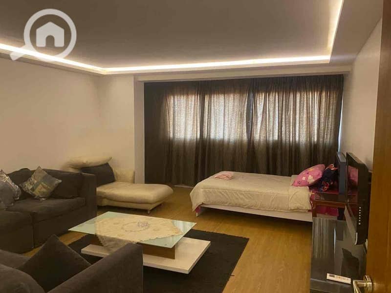 10 2d3c2e48-a9f8-40dc-b77e-f00120d93817. jpg