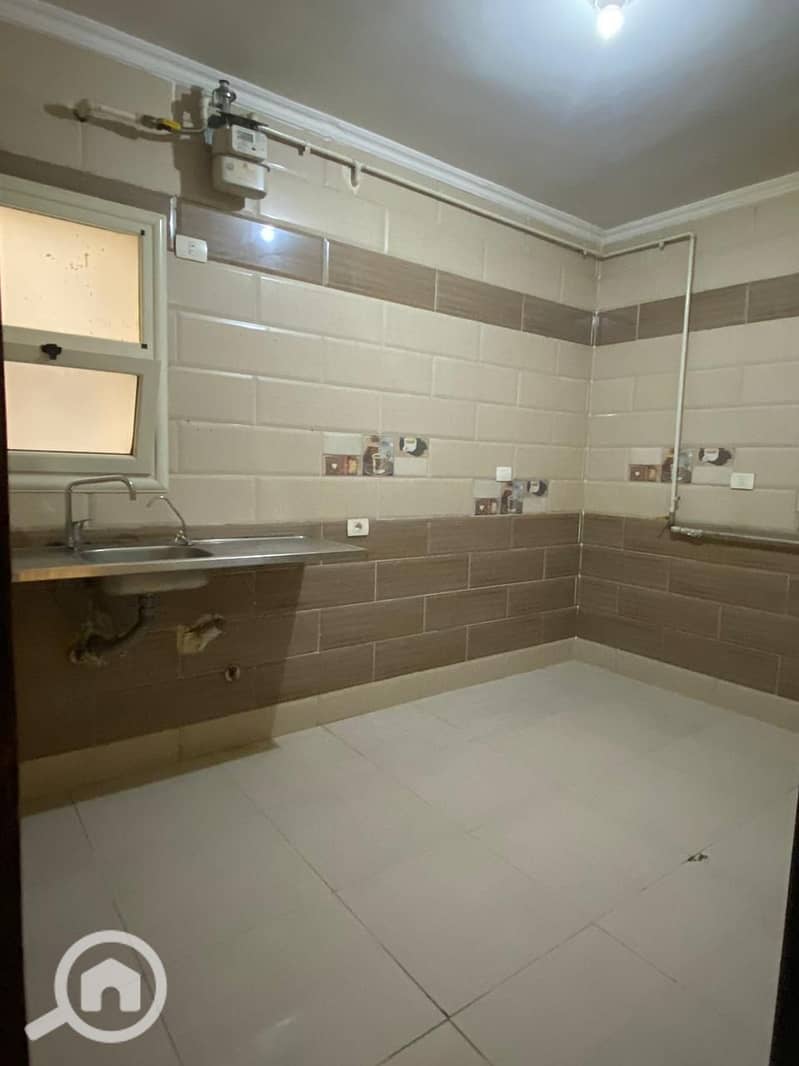 8 WhatsApp Image 2025-11-24 at 10.33. 22_f9a7ff02. jpg