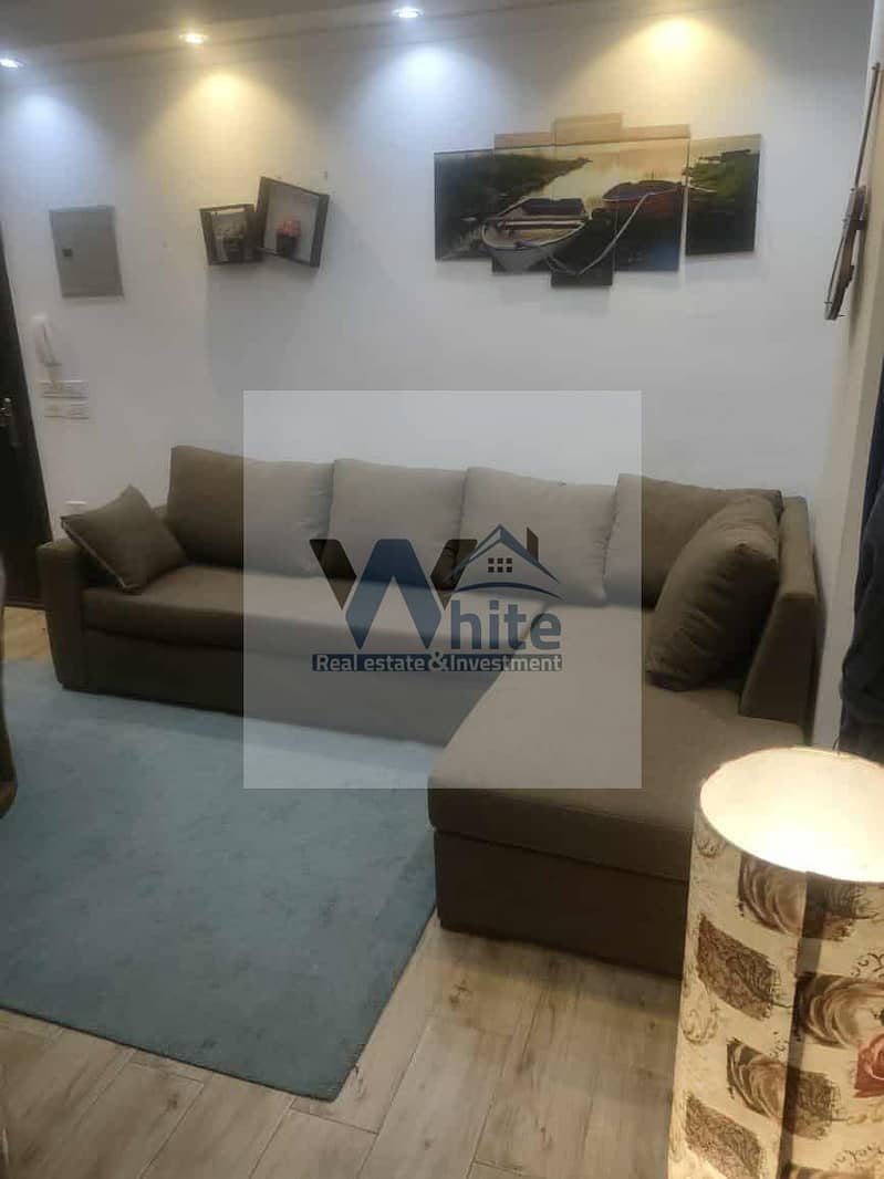 5 a827add6-9c5c-4c2b-8d52-d48a677b5223. jpg